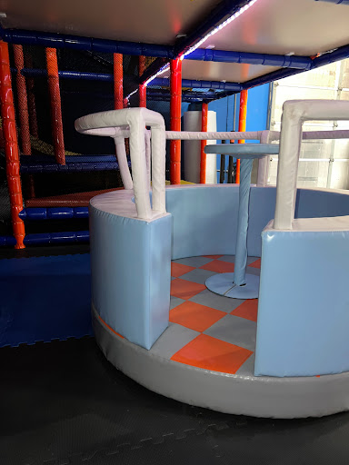 Amusement Center «Sky Zone Trampoline Park», reviews and photos, 9040 W Larkspur Dr #134, Peoria, AZ 85381, USA