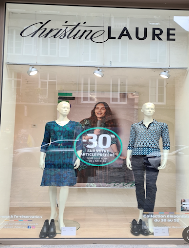 Magasin de vêtements pour femmes Christine Laure Fougères