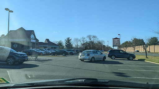 Shopping Mall «Liberty Mall», reviews and photos, 485 Georges Rd, Dayton, NJ 08810, USA