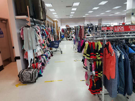 Thrift Store «Goodwill», reviews and photos, 102 30th St, Springfield, OR 97478, USA