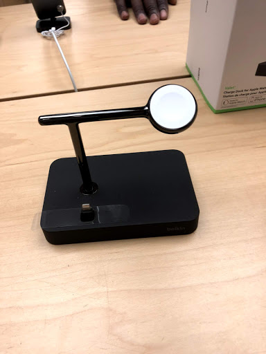 Computer Store «Apple The Woodlands», reviews and photos, 1201 Lake Woodlands Dr, The Woodlands, TX 77380, USA