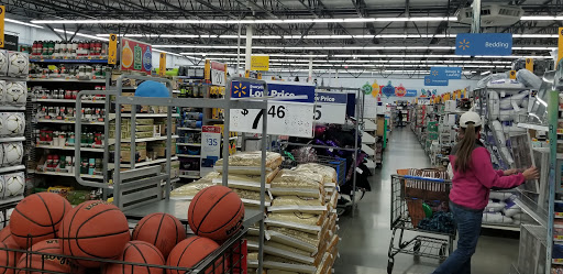 Supermarket «Walmart Supercenter», reviews and photos, 612 E Main St, Hohenwald, TN 38462, USA