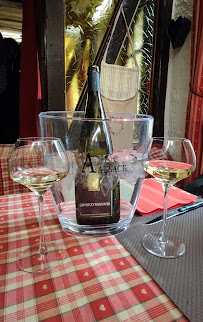 Champagne du Restaurant français Le Hupsa Pfannala - Winstub Le Hups’ à Saint-Hippolyte - n°7