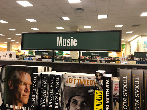Book Store «Barnes & Noble», reviews and photos, 371 Putnam Pike, Smithfield, RI 02917, USA