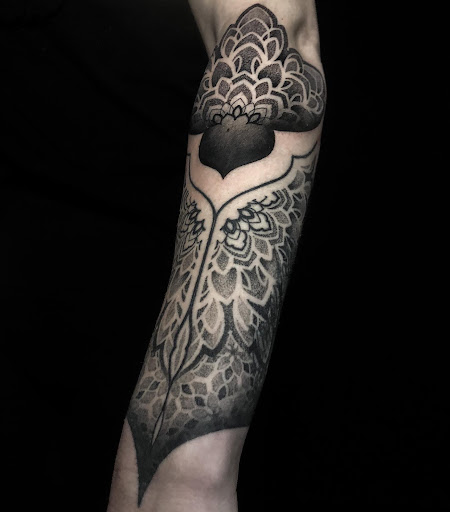 Artistic Needle Tattoos , Artistic Solace Social