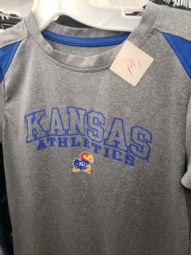 Thrift Store «Park Avenue Thrift», reviews and photos, 1021 Jesse Jewell Pkwy, Gainesville, GA 30501, USA