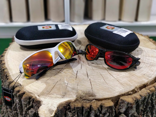 Sporting Goods Store «Cricket Merchant LLC», reviews and photos, 417 S Birchwood Dr, Naperville, IL 60540, USA