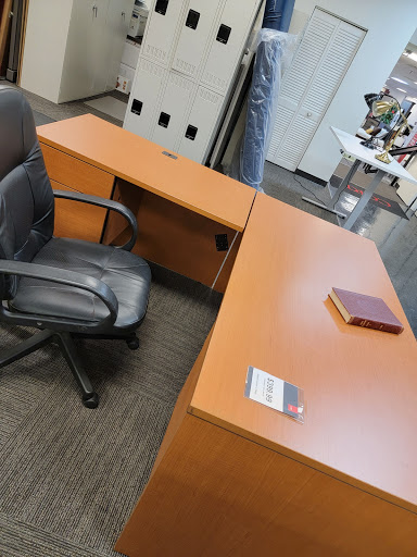 Used Furniture Store «CORT Clearance Center», reviews and photos, 8155 Kempwood Dr, Houston, TX 77055, USA