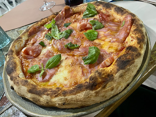 Tentami Pizzeria in Rho, Città Metropolitana di Milanoo