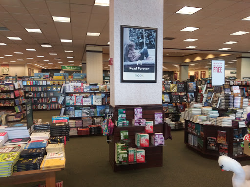 Barnes & Noble