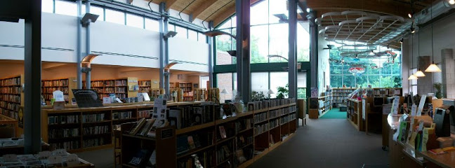 Newstead Public Library