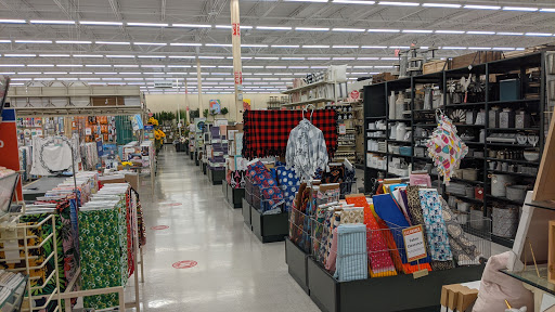 Craft Store «Hobby Lobby», reviews and photos, 1751 Scottsville Rd #10, Bowling Green, KY 42104, USA