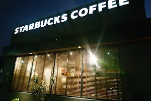 Starbucks Plaza Cibeles image