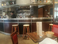 Atmosphère du Restaurant français Café Gustave à Paris - n°7