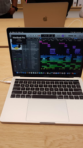 Computer Store «Apple Mall of America», reviews and photos, 132 South Avenue, Bloomington, MN 55425, USA