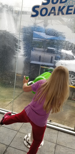 Car Wash «Mr. Clean Car Wash & Oil Change - Round Rock», reviews and photos, 2301 S Interstate 35, Round Rock, TX 78664, USA