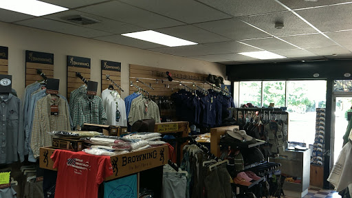 Gun Shop «Camp-Site Sport Shop Inc», reviews and photos, 1877 New York Ave, Huntington Station, NY 11746, USA