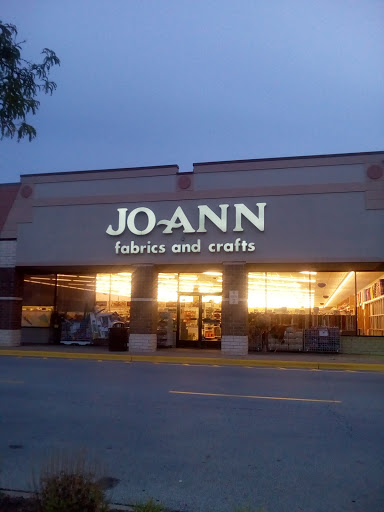 Fabric Store «Jo-Ann Fabrics and Crafts», reviews and photos, 4917 Cal Sag Rd, Crestwood, IL 60445, USA