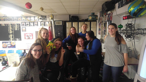 Bowling Alley «Anamosa Bowling Center Inc», reviews and photos, 117 N Ford St, Anamosa, IA 52205, USA