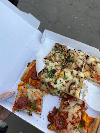 Pain plat du Pizzas à emporter Pizza Rustica à Paris - n°8