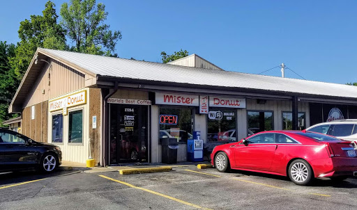 Donut Shop «Mister Donut», reviews and photos, 2720 Grovelin St # A, Godfrey, IL 62035, USA