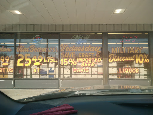 Davis Liquor Outlet, 1406 N Waco Ave, Wichita, KS 67203, USA, 