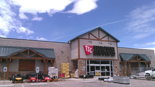 Tractor Supply Co., 919 Spruce Haven Dr, Woodland Park, CO 80863, USA, 