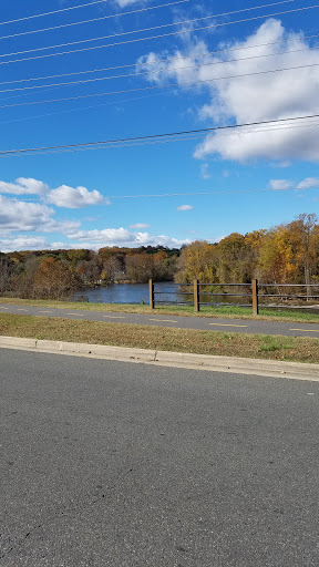 Shopping Mall «Fredericksburg Shopping Center», reviews and photos, 519 Jefferson Davis Hwy, Fredericksburg, VA 22401, USA