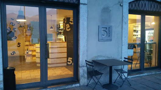 Quinto Gusto Caffè e Cucina Via Tadini, 44/46, 24065 Lovere BG, Italia