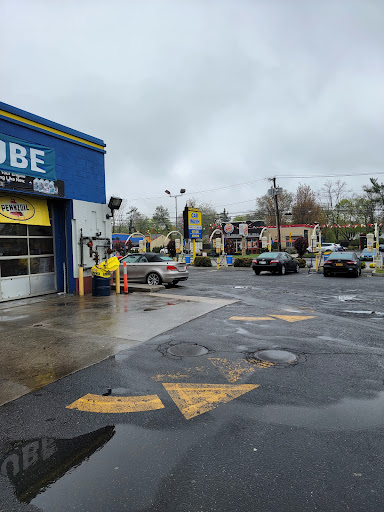 Car Wash «Wash N Roll Car Wash & Auto Repair», reviews and photos, 120 W Suffolk Ave, Central Islip, NY 11722, USA