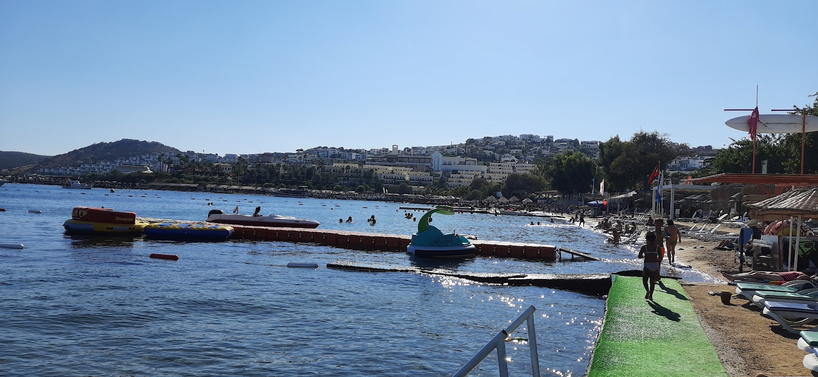 Platin Park Beach photo #8
