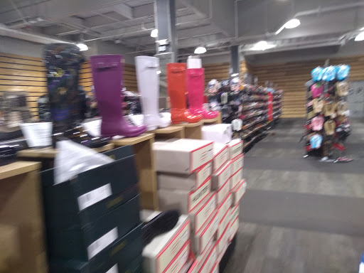 Shoe Store «DSW Designer Shoe Warehouse», reviews and photos, 1 Walden Galleria, Buffalo, NY 14225, USA