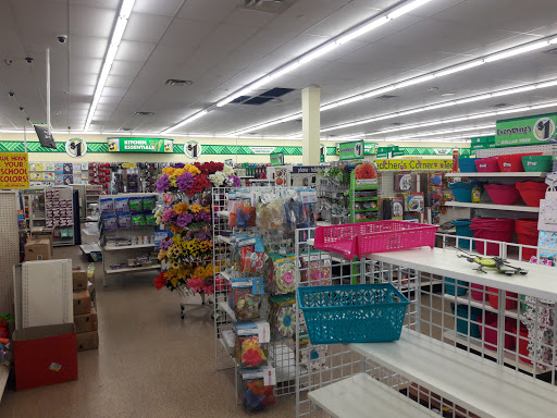 Dollar Store «Dollar Tree», reviews and photos, 1771 Ritchie Station Ct, Capitol Heights, MD 20790, USA