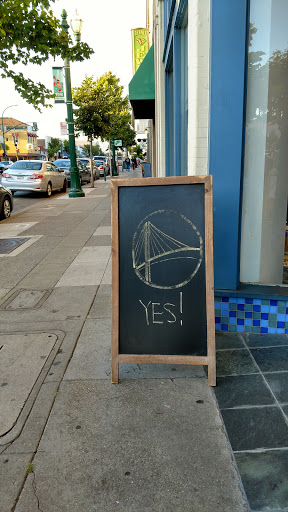 Book Store «Books Inc.», reviews and photos, 1344 Park St, Alameda, CA 94501, USA