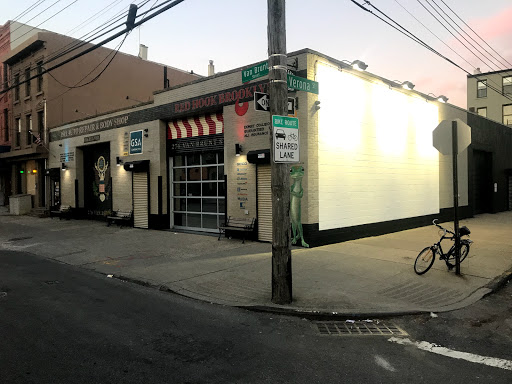 Auto Repair Shop «1811 Auto Repair & Body Shop», reviews and photos, 278 Van Brunt St, Brooklyn, NY 11231, USA