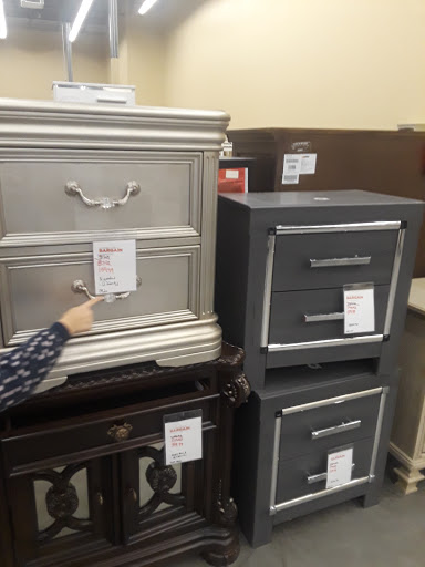 Furniture Store «Ashley Furniture HomeStore», reviews and photos, 14810 North Freeway #100, Houston, TX 77090, USA