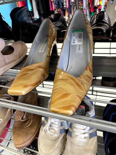 Thrift Store «Goodwill Industries of Middle Tennessee», reviews and photos, 1220 Huntsville Hwy, Fayetteville, TN 37334, USA