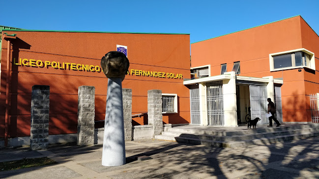 Liceo politecnico Juanita Fernández solar - Angol