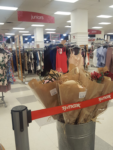 Department Store «T.J. Maxx & HomeGoods», reviews and photos, 2685 South Rd, Poughkeepsie, NY 12601, USA