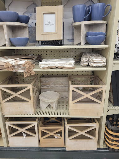 Craft Store «Hobby Lobby», reviews and photos, 241 Buckland St, Manchester, CT 06042, USA