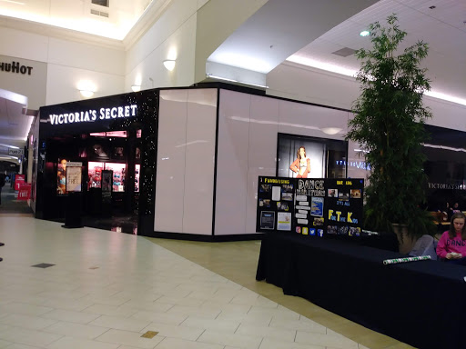 Shopping Mall «Kennedy Mall», reviews and photos, 555 John F Kennedy Rd, Dubuque, IA 52002, USA