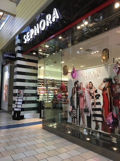 Cosmetics Store «SEPHORA», reviews and photos, 3301 E Main St #1242, Ventura, CA 93003, USA