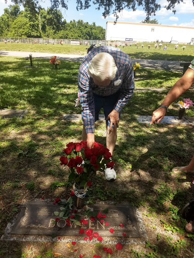 Funeral Home «Hillsboro Memorial Funeral Home», reviews and photos, 2323 W Brandon Blvd, Brandon, FL 33511, USA