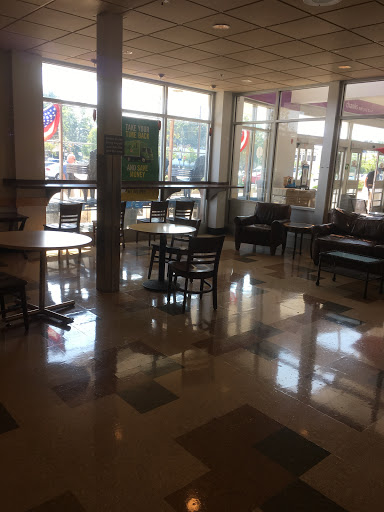 Grocery Store «Super Stop & Shop», reviews and photos, 600 Kinderkamack Rd, Emerson, NJ 07630, USA