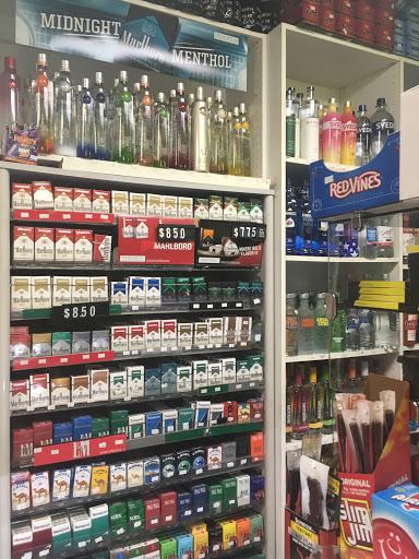 Liquor Store «Fox Tobacco & Liquor», reviews and photos, 1025 W Broadway Rd, Tempe, AZ 85282, USA
