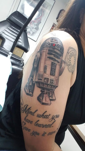 Tattoo Shop «Wizards World of Tattoos Inc», reviews and photos, 6721 Perkiomen Ave, Birdsboro, PA 19508, USA