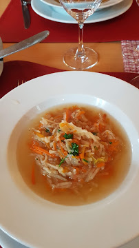 Soupe de poulet du Restaurant français FERME AUBERGE GLASBORN LINGE à Soultzeren - n°14