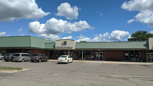 Thrift Store «Goodwill», reviews and photos, 15205 N Holly Rd, Holly, MI 48442, USA