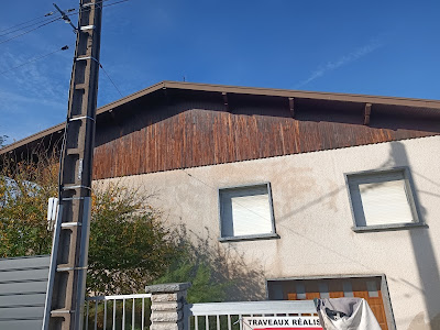 JP Rénovation démoussage de toiture,peinture façade, habillages de bandeau en allu à Charvieu-Chavagneux