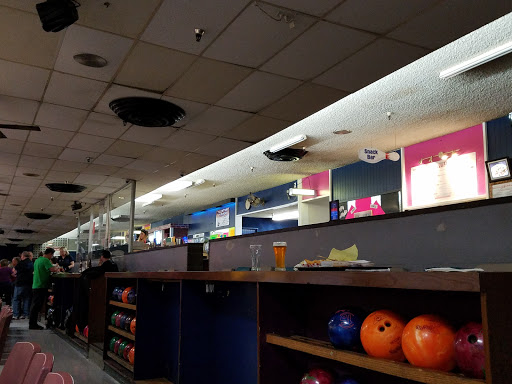 Bowling Alley «Castro Village Bowl», reviews and photos, 3501 Village Dr, Castro Valley, CA 94546, USA